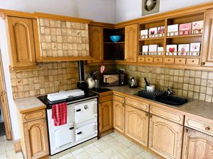 Photo 9- click for photo gallery